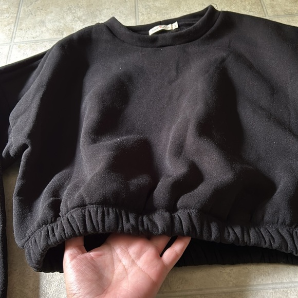 Black Lounge Set - Picture 6 of 9